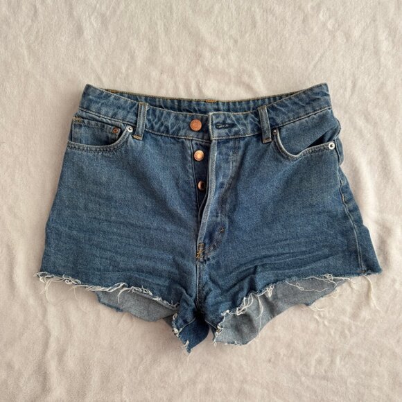 H&M Frayed Jean Shorts - Picture 4 of 4